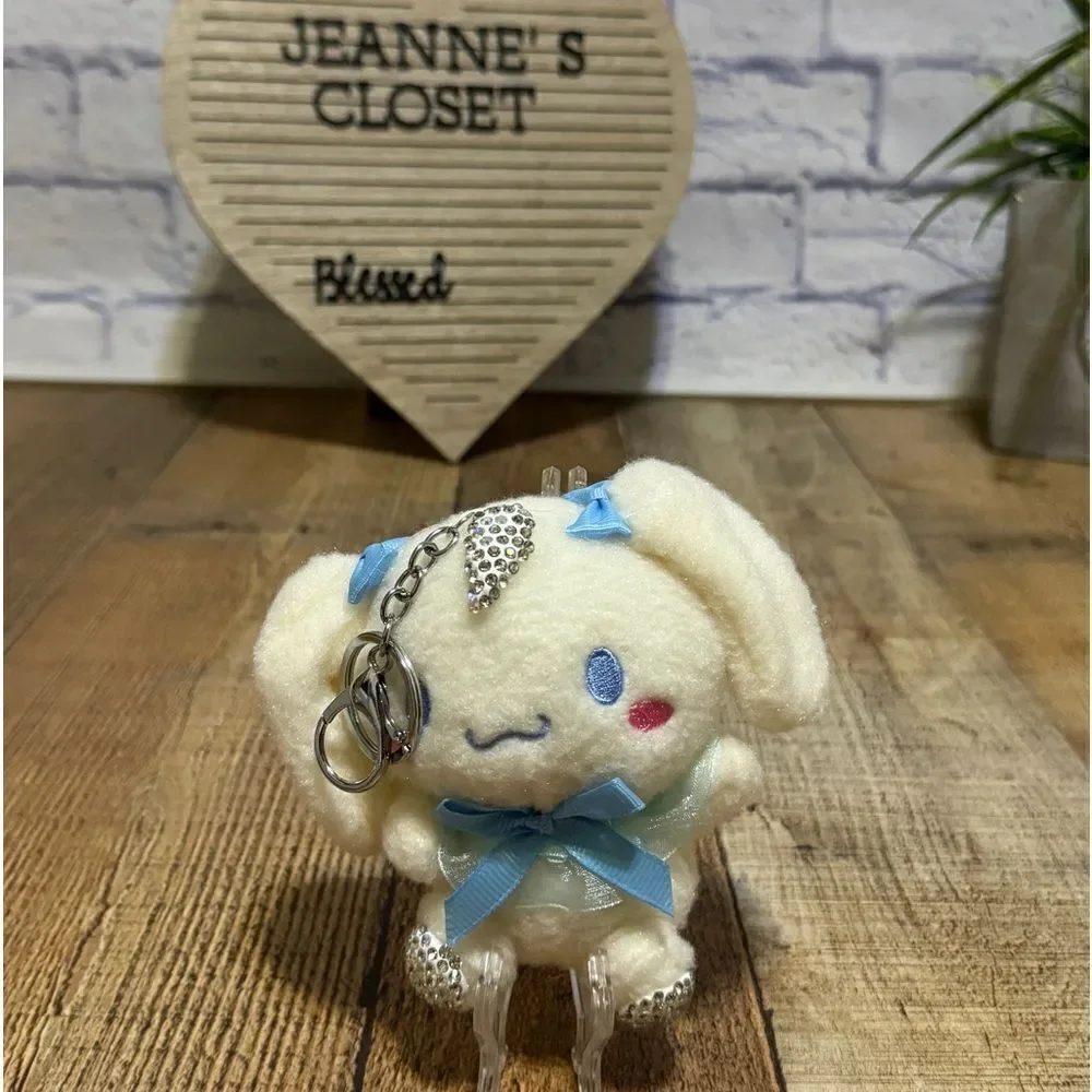 Cinnamoroll key chain Plush doll new no tags